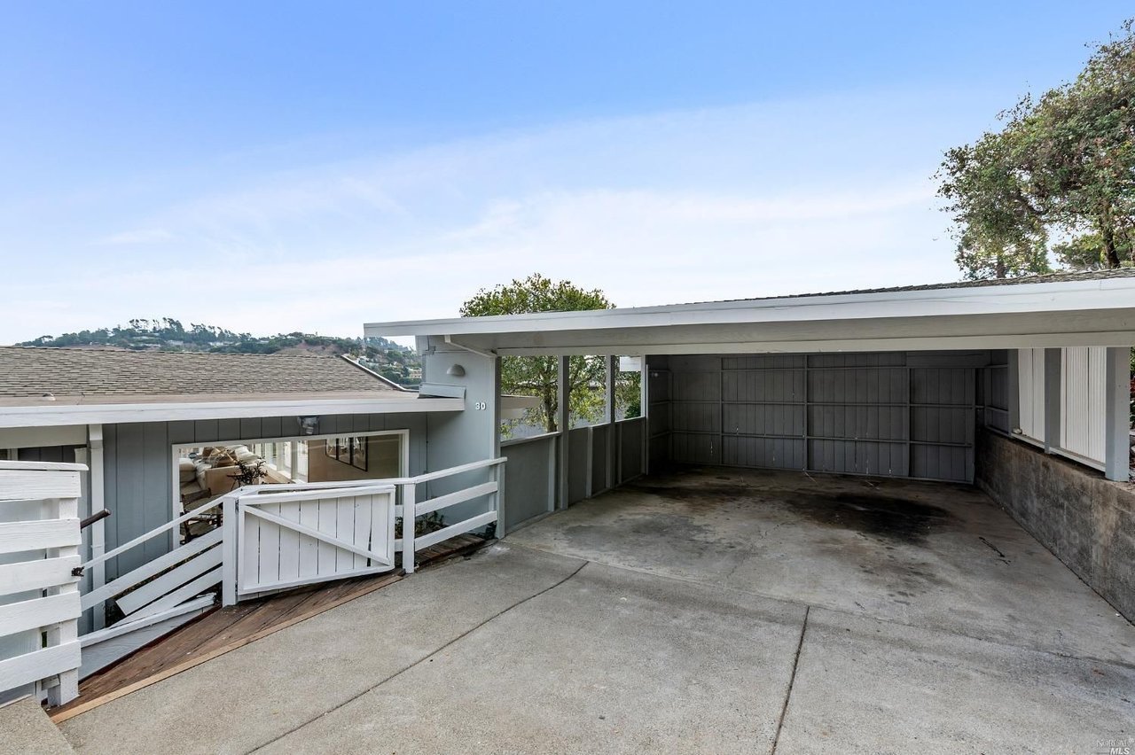 30 Reed Ranch Rd