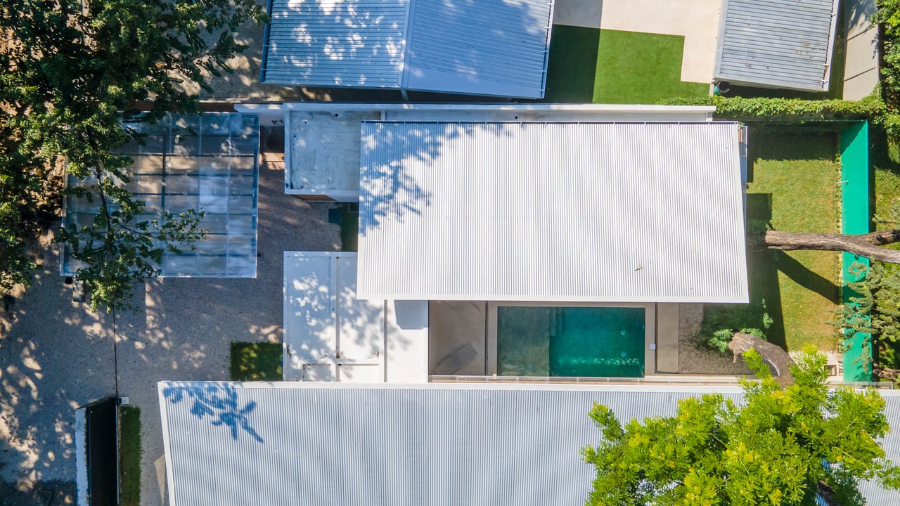 Casa Cenizaro | Elegant 4-Bed Tropical Retreat with Pool in Surfside, Potrero