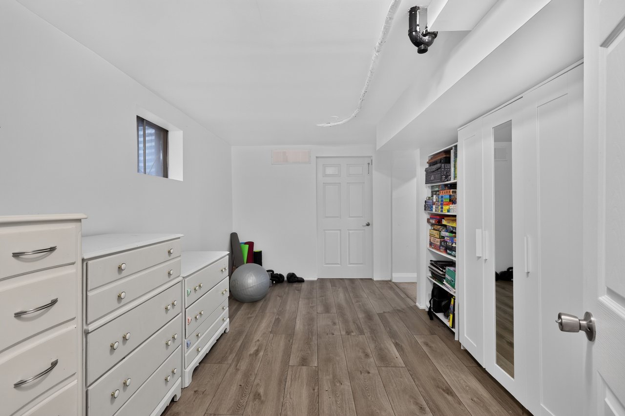1019 Mesa Cres