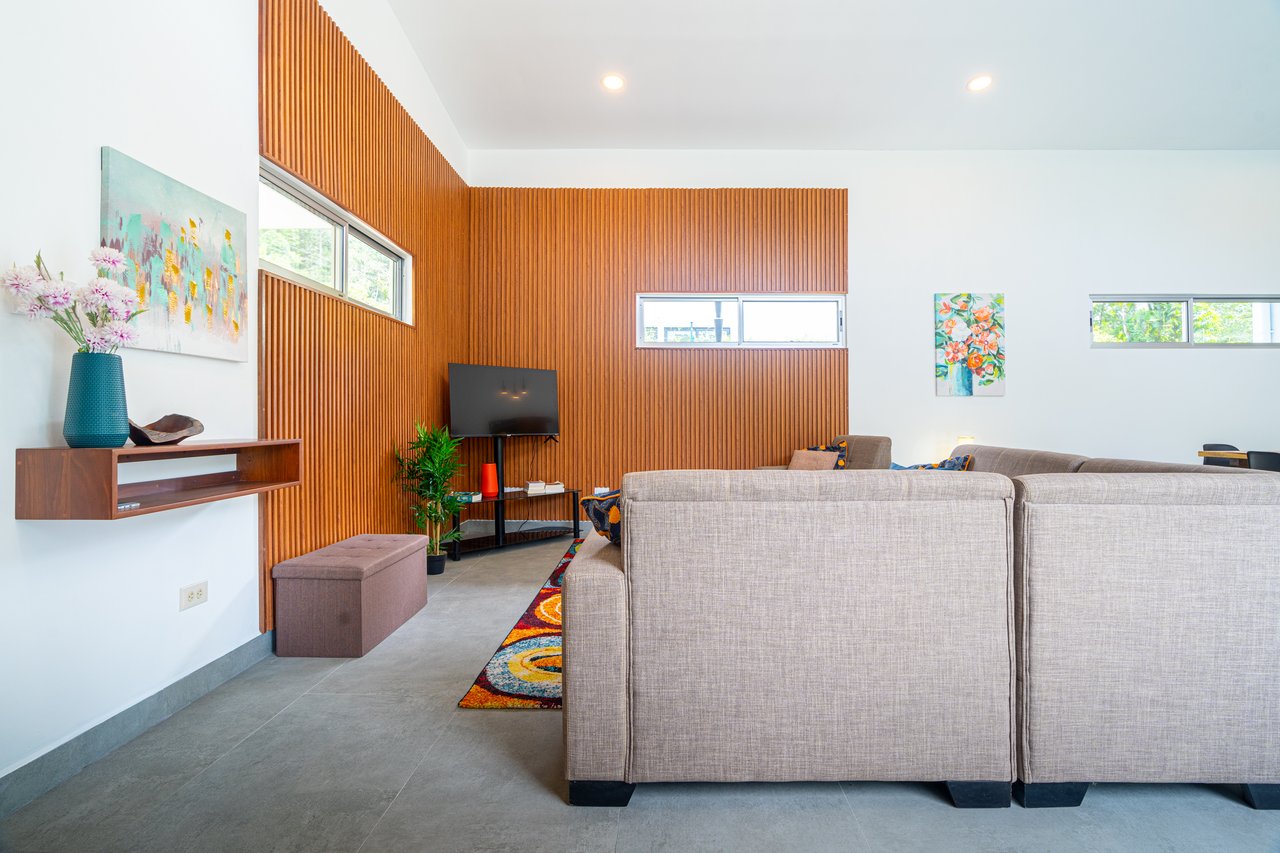 Brand New Home! Nature Lovers Escape by Uvita's Bamboo Forest and Swimming Holes