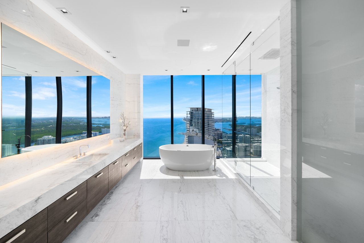 Muse Lower Penthouse