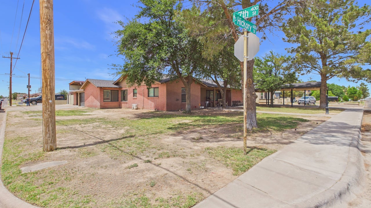 621 S Hickory St.
