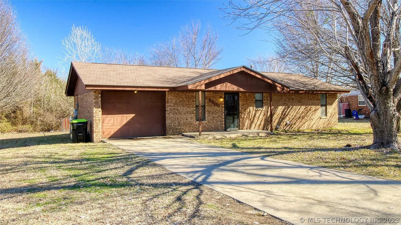 3600 Governor Harris Dr