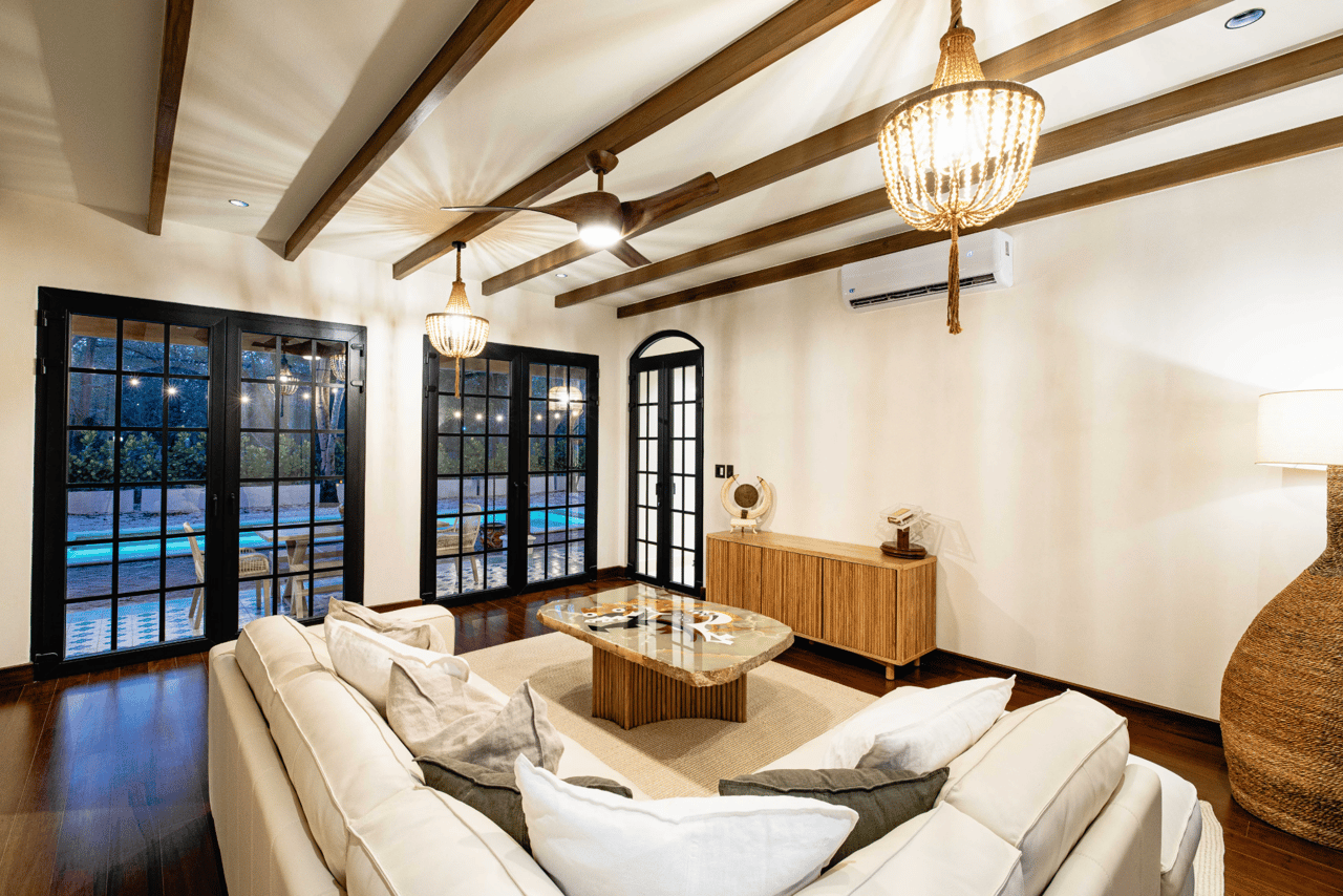 Casa Las Mareas | Beachfront Spanish Colonial Villa with Private Pool in Hacienda Pinilla