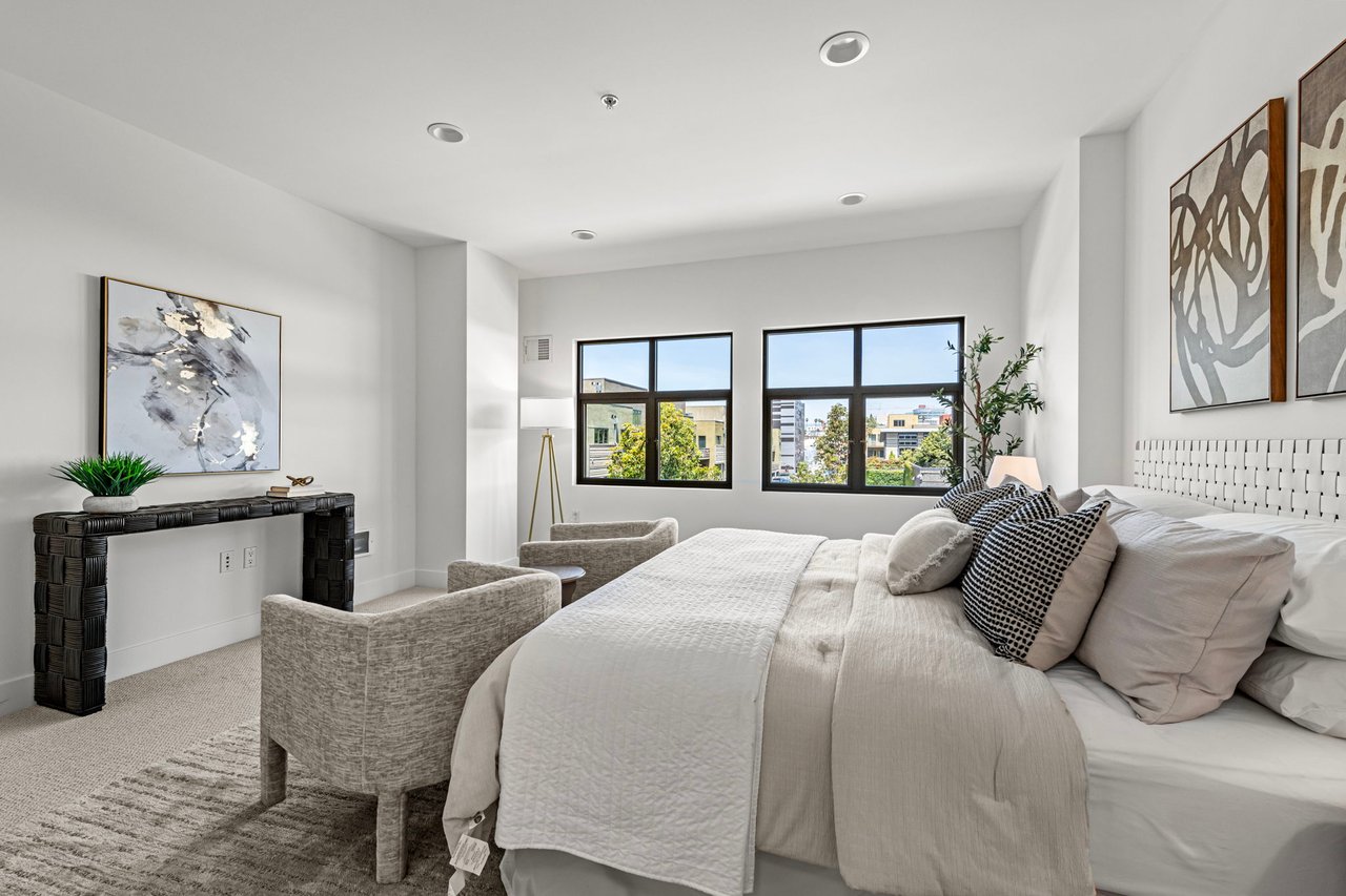 438 West Grand Ave #410