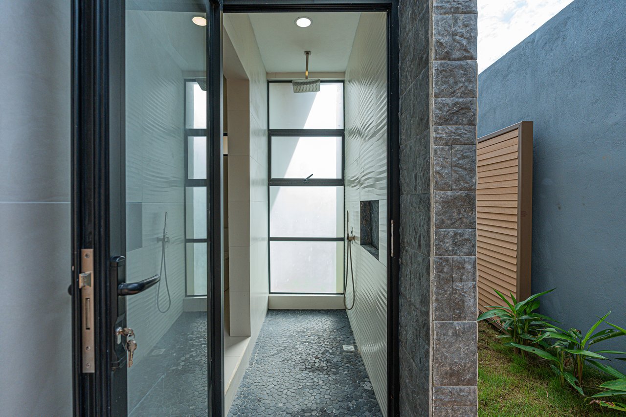 Tropical Modern Villa — New Construction 2025