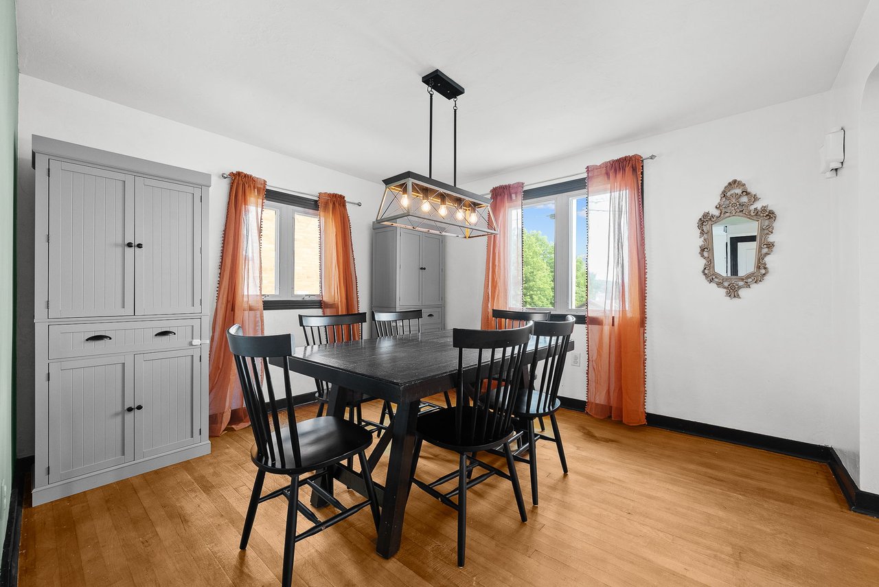 615 Lincoln Ave, Carnegie PA 15106