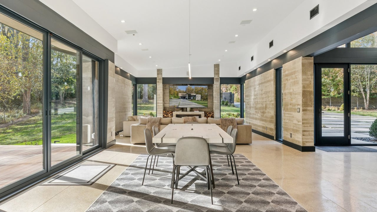 Buying a Luxury Home in Maryland: The Buyer Playbook