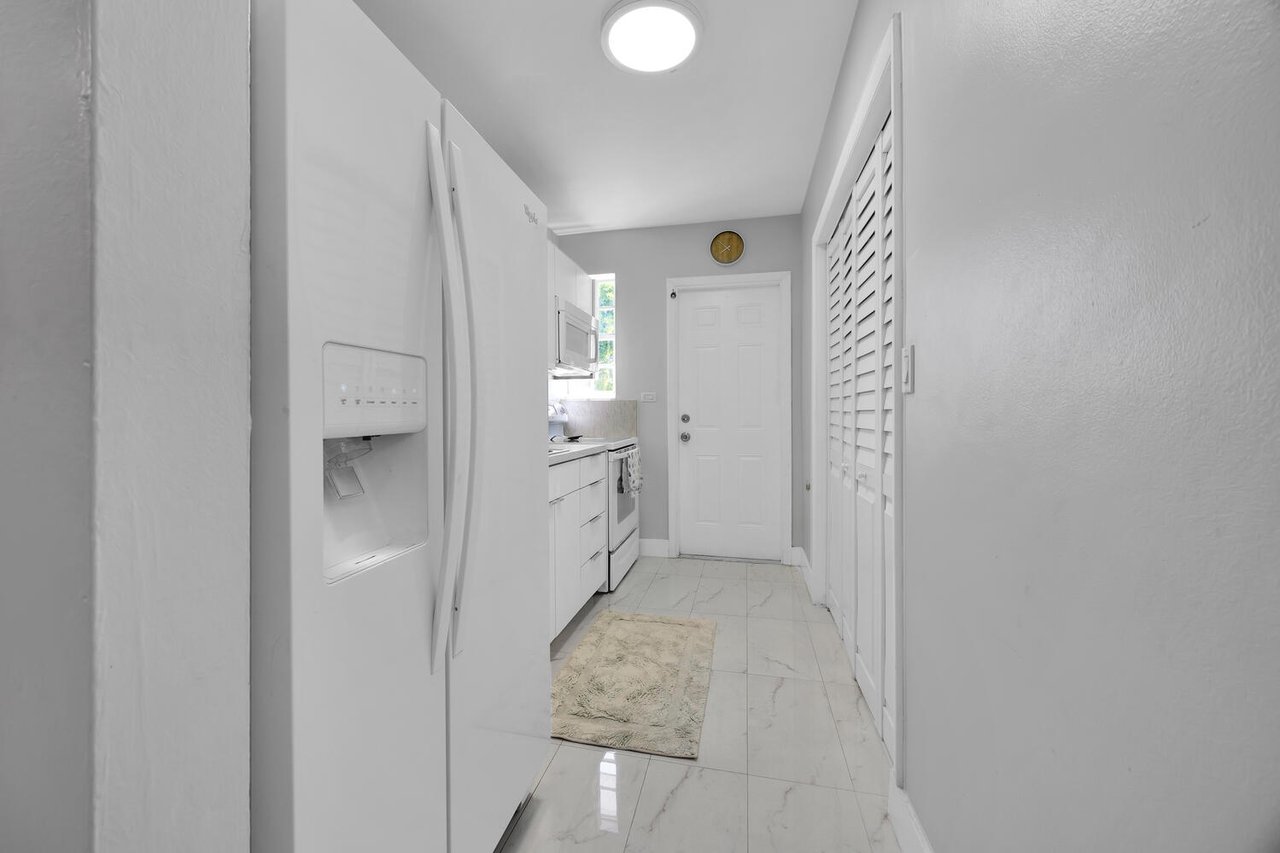 Calling All Investors - Pinecrest Duplex For Sale