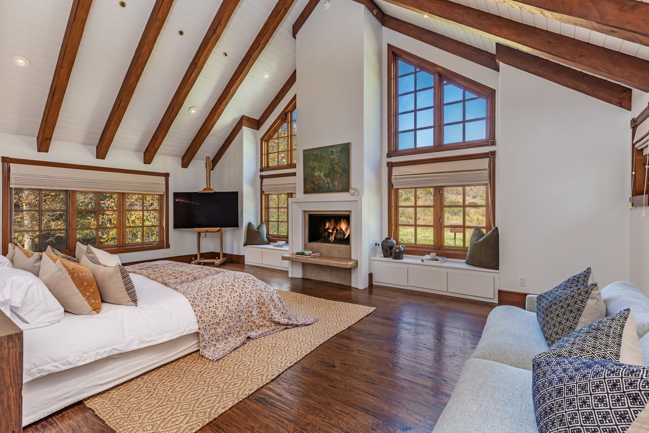 5721 Bonsall Dr