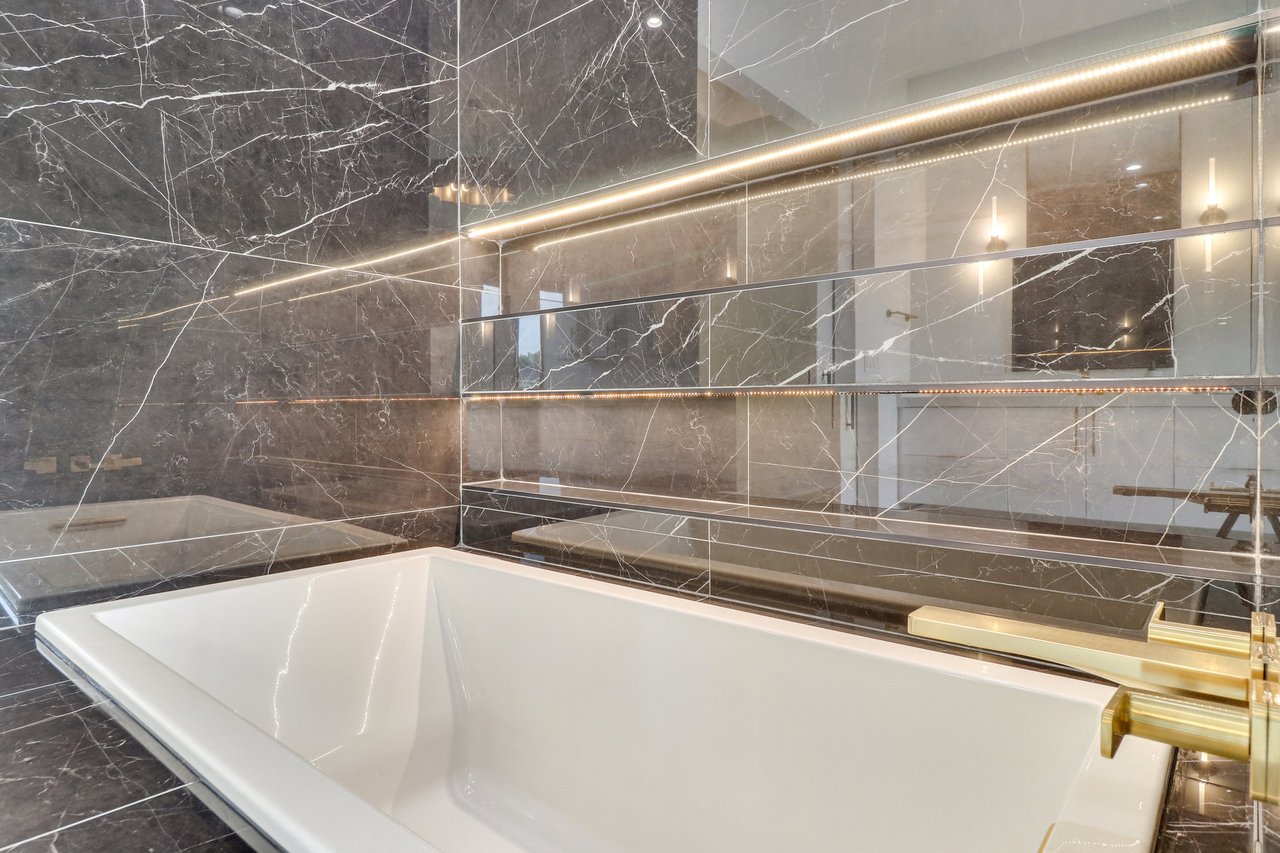 	  	1138 Basil Rd, Mclean, VA 22101