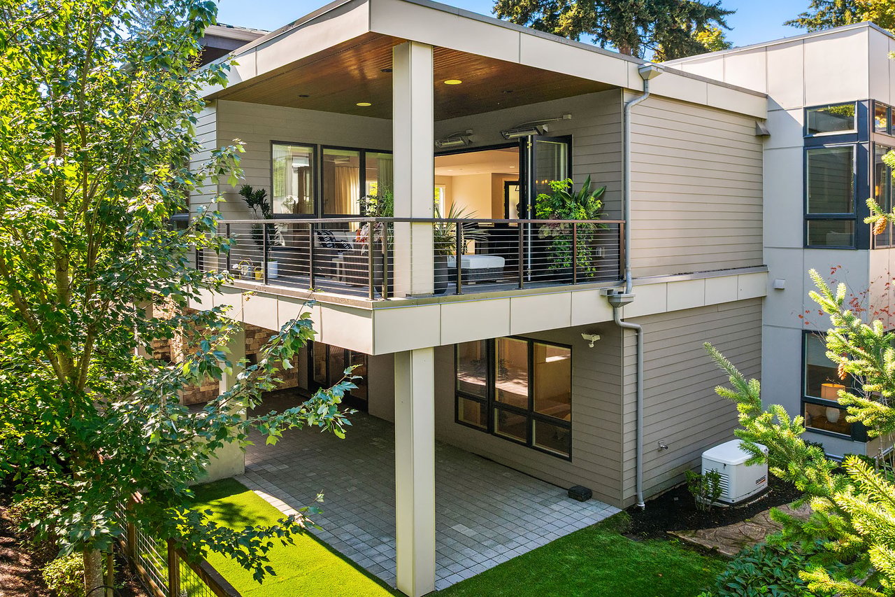 8270 SE 31st Street, Mercer Island