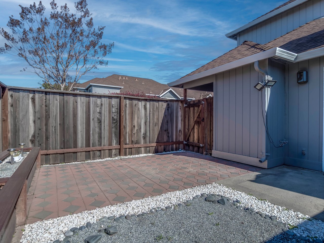350 Creekview Drive