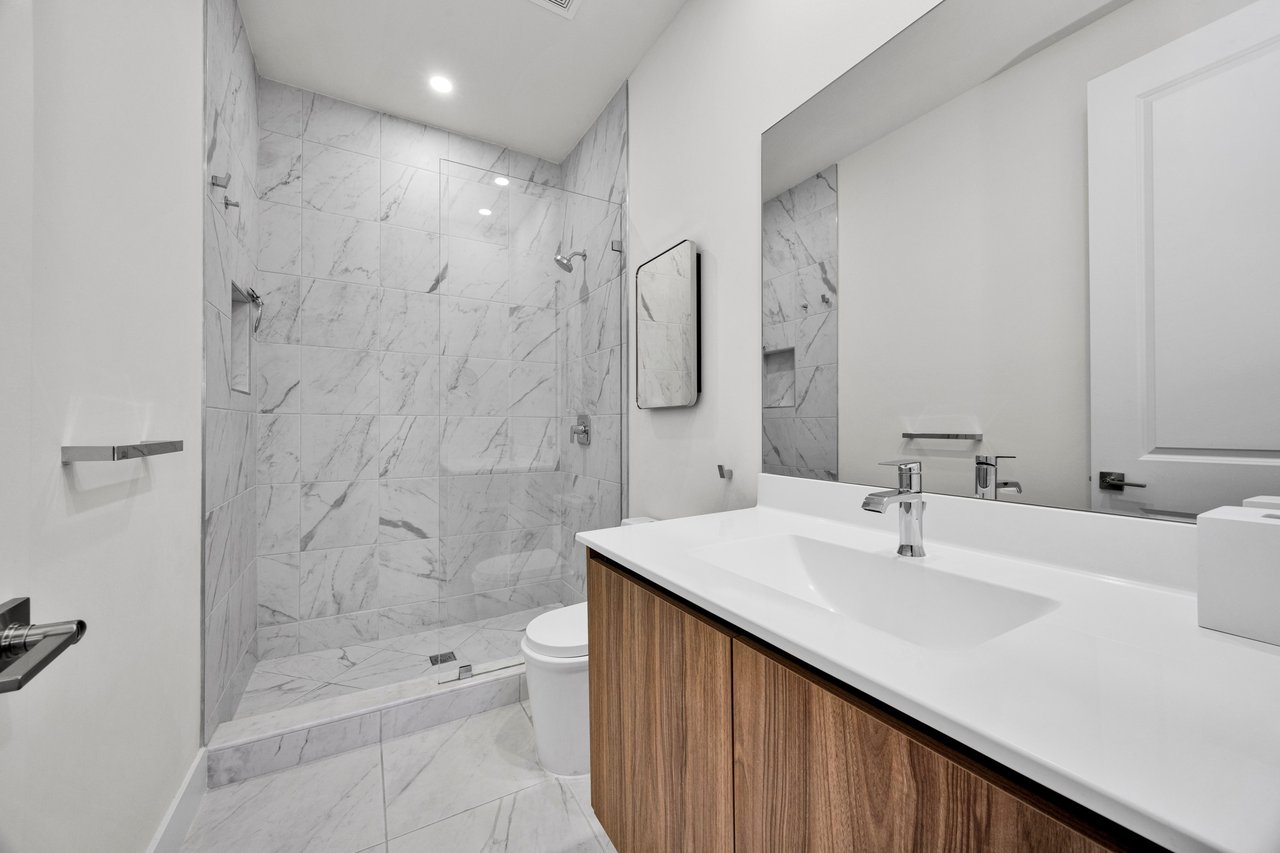 Modern Luxury Living Near Pinecrest