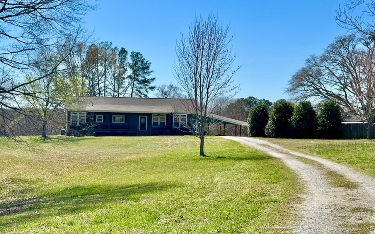 SOLD: The Perfect Property for Your Dream Estate! A Closer Look at the Stunning 14-Acre Estate Near Pelzer, SC