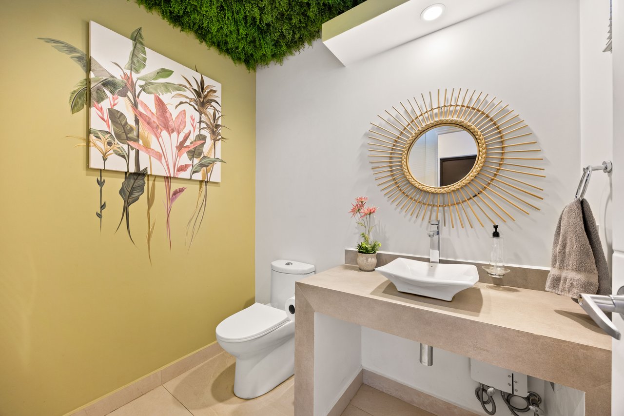 Casa Karibe | Vibrant 5-Bedroom Caribbean-Inspired Villa with Pool in Gated Tamarindo Community