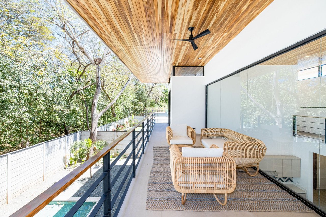 Casa AmberJack | Modern Elegance & Prime Investment in Surfside, Playa Potrero