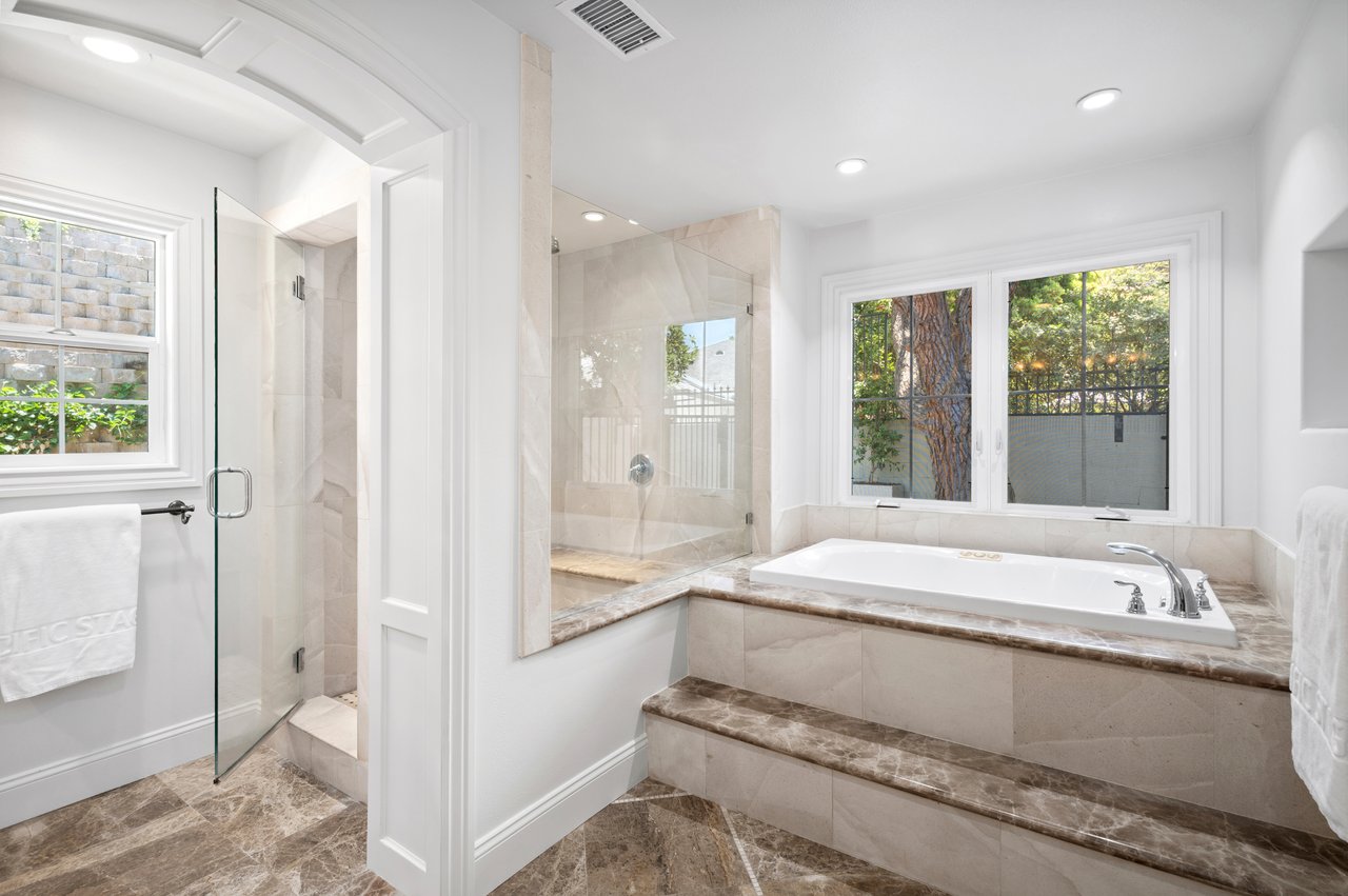 2111 Salt Air Drive