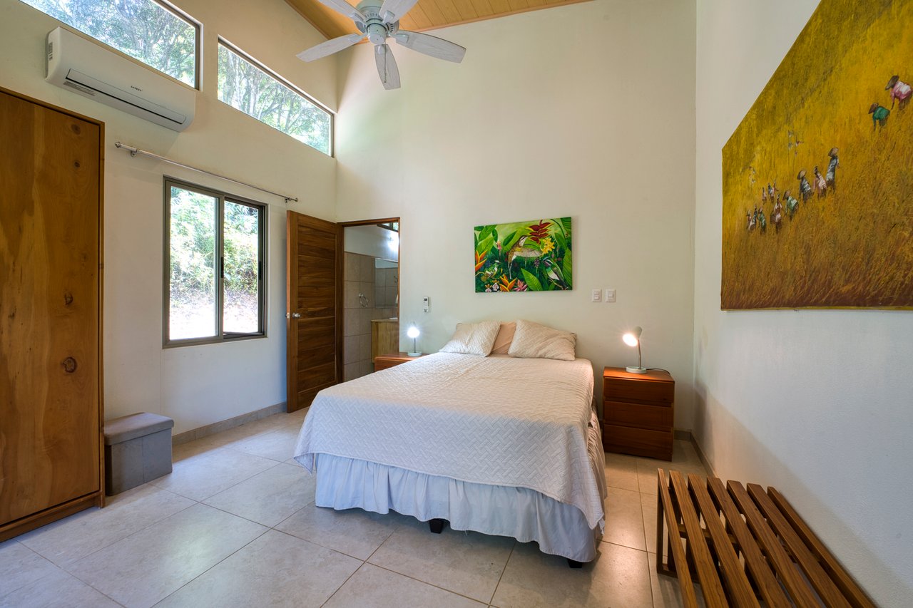 12.25 ACRES – 3 Bedroom 2 Story Ocean View Home 10 Min To The Beach!!!