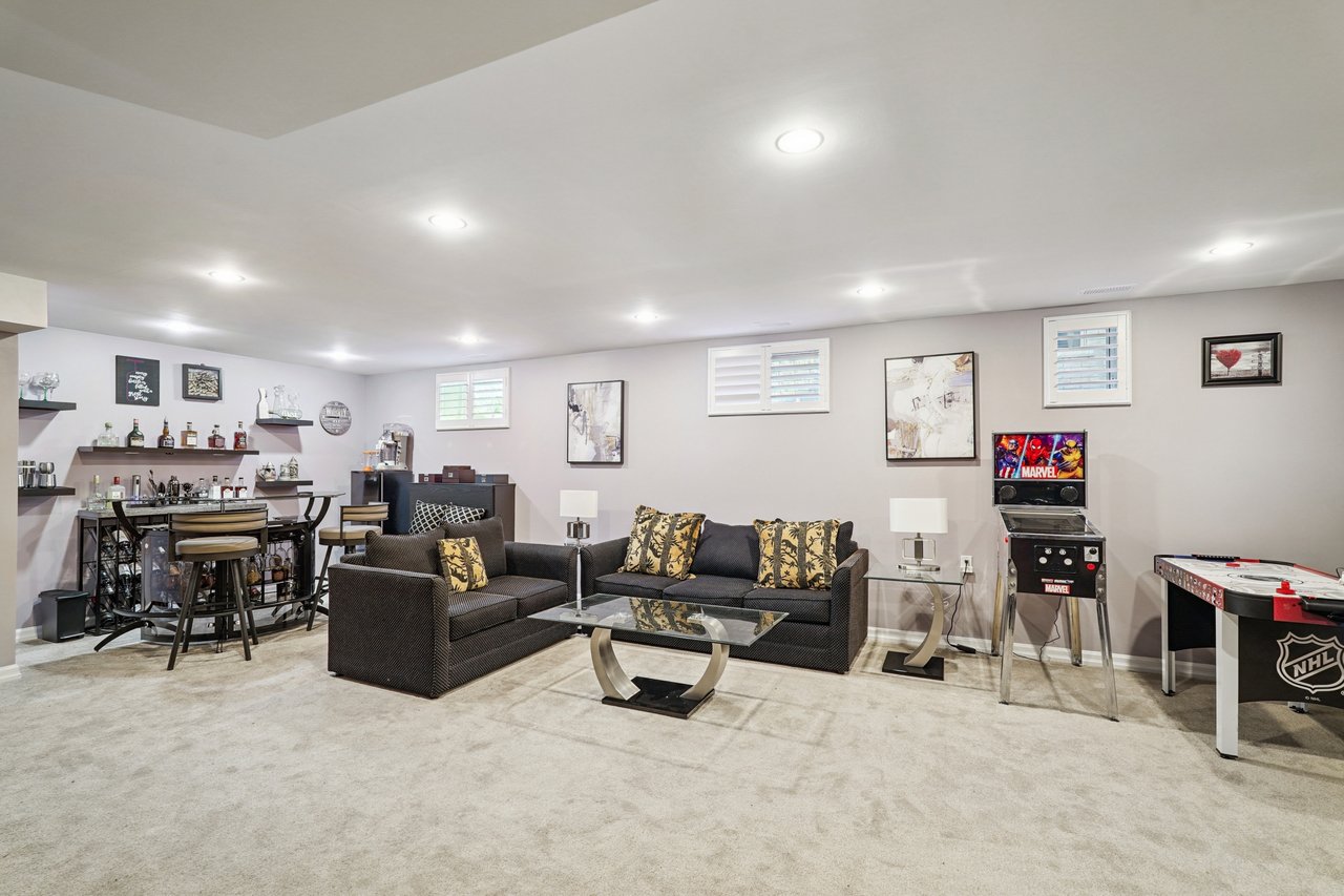 A Lifestyle Retreat in Prestigious Tyandaga Woods