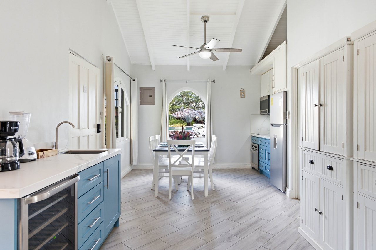 Casa Colibri Villaggio II – Unit 412B | Beautifully Remodeled Tropical Retreat in Potrero