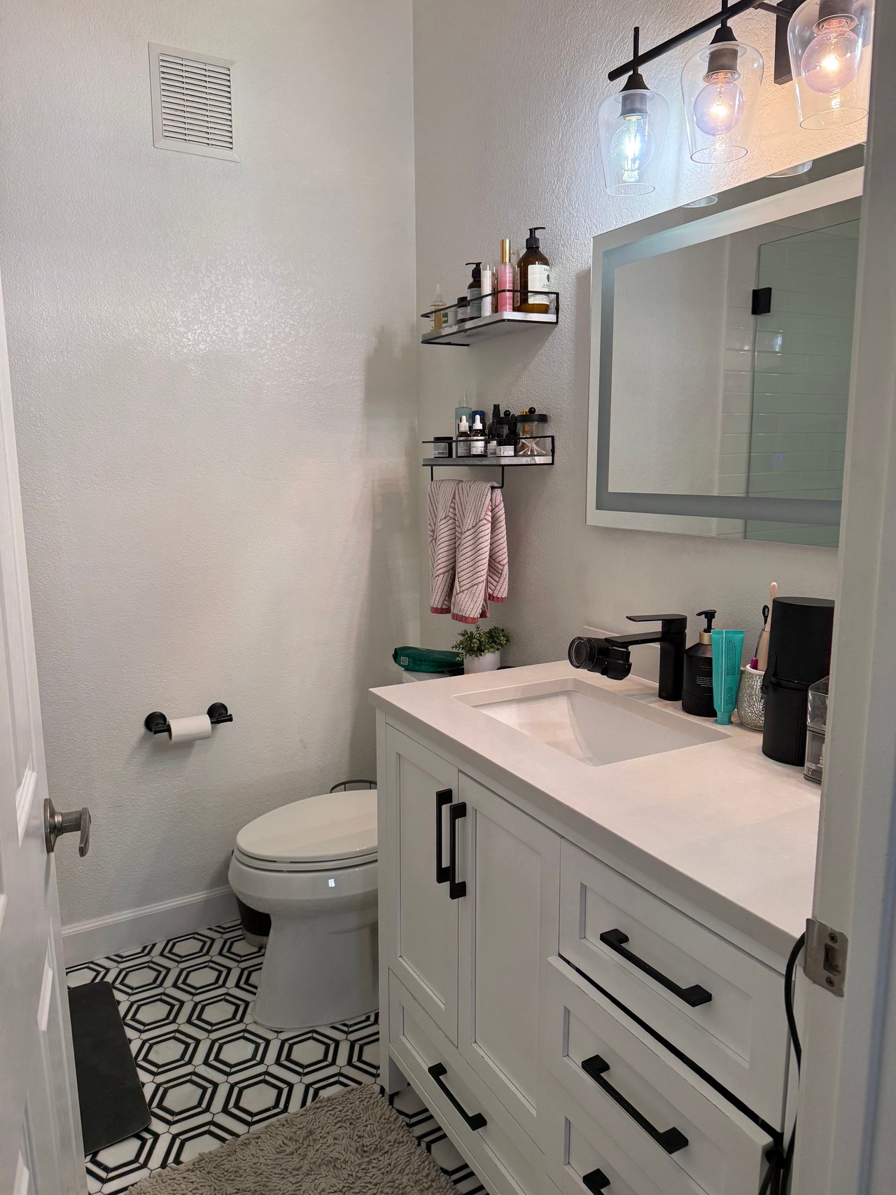 Phoenix Golf Course & Mountain View Condo Rental 