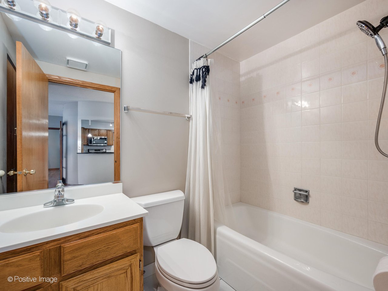7410 W Lawrence Ave Unit 115