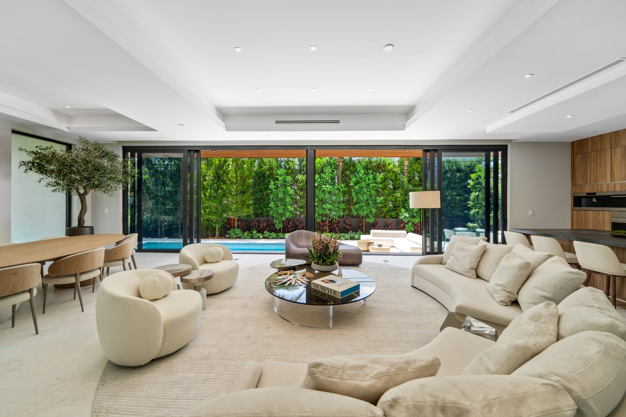 262 189th Terrace