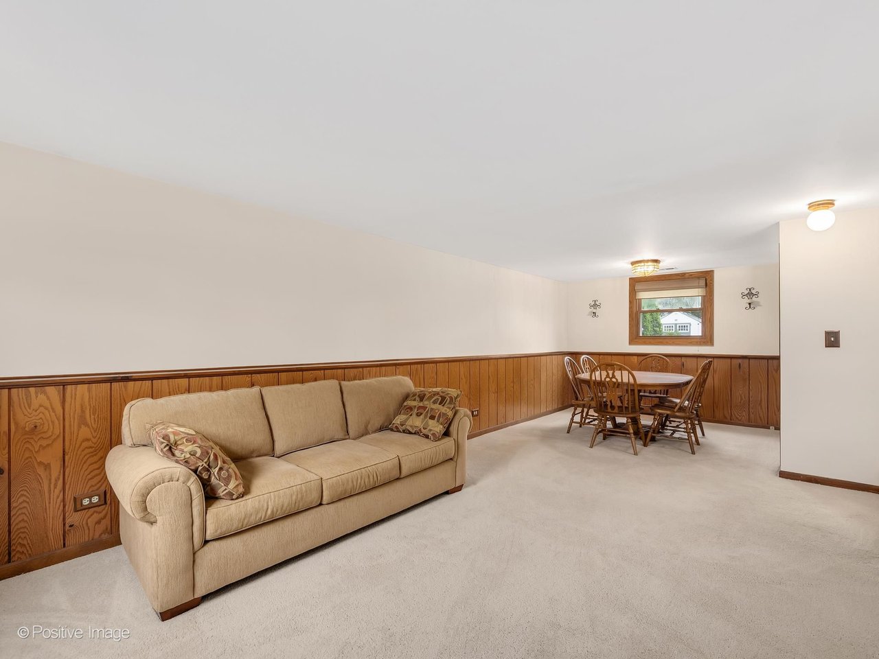 Just Sold – 1406 E Elm St, Wheaton IL | Under Contract in 4 Days, $5,100 Over List Price