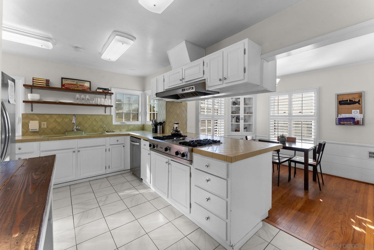 7005 Draper Ave, La Jolla, CA 92037