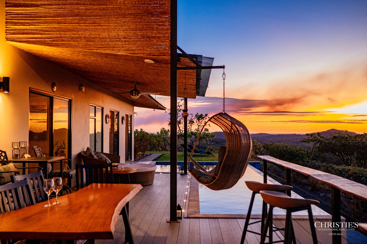 Toltec Estate & Casa Lunax Oceanview Investment Compound