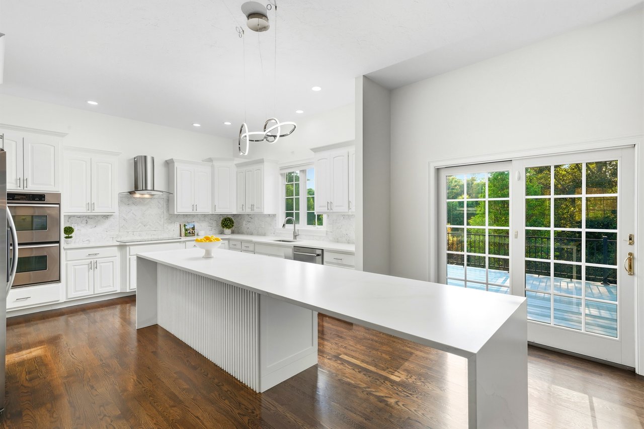 25 Collins Rd