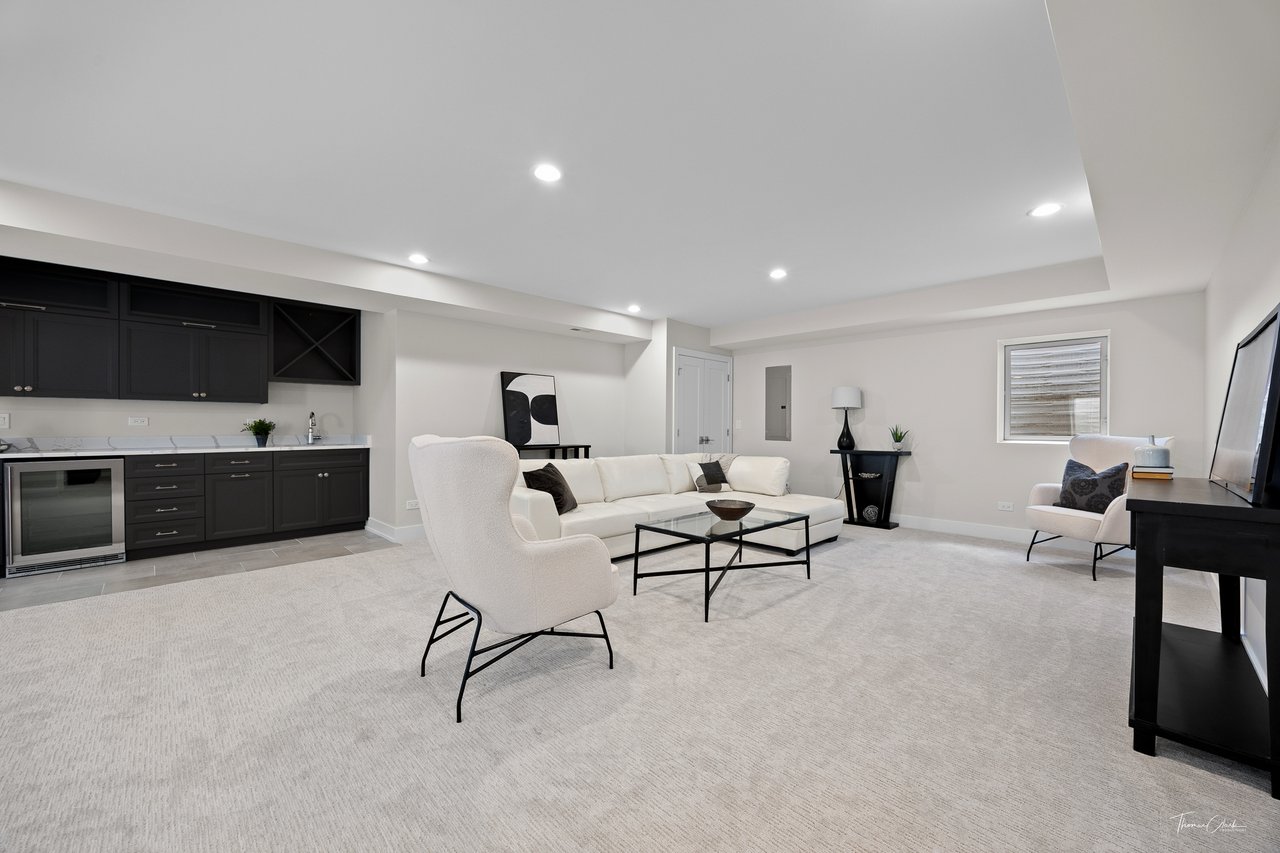 4508 Stonewall Avenue