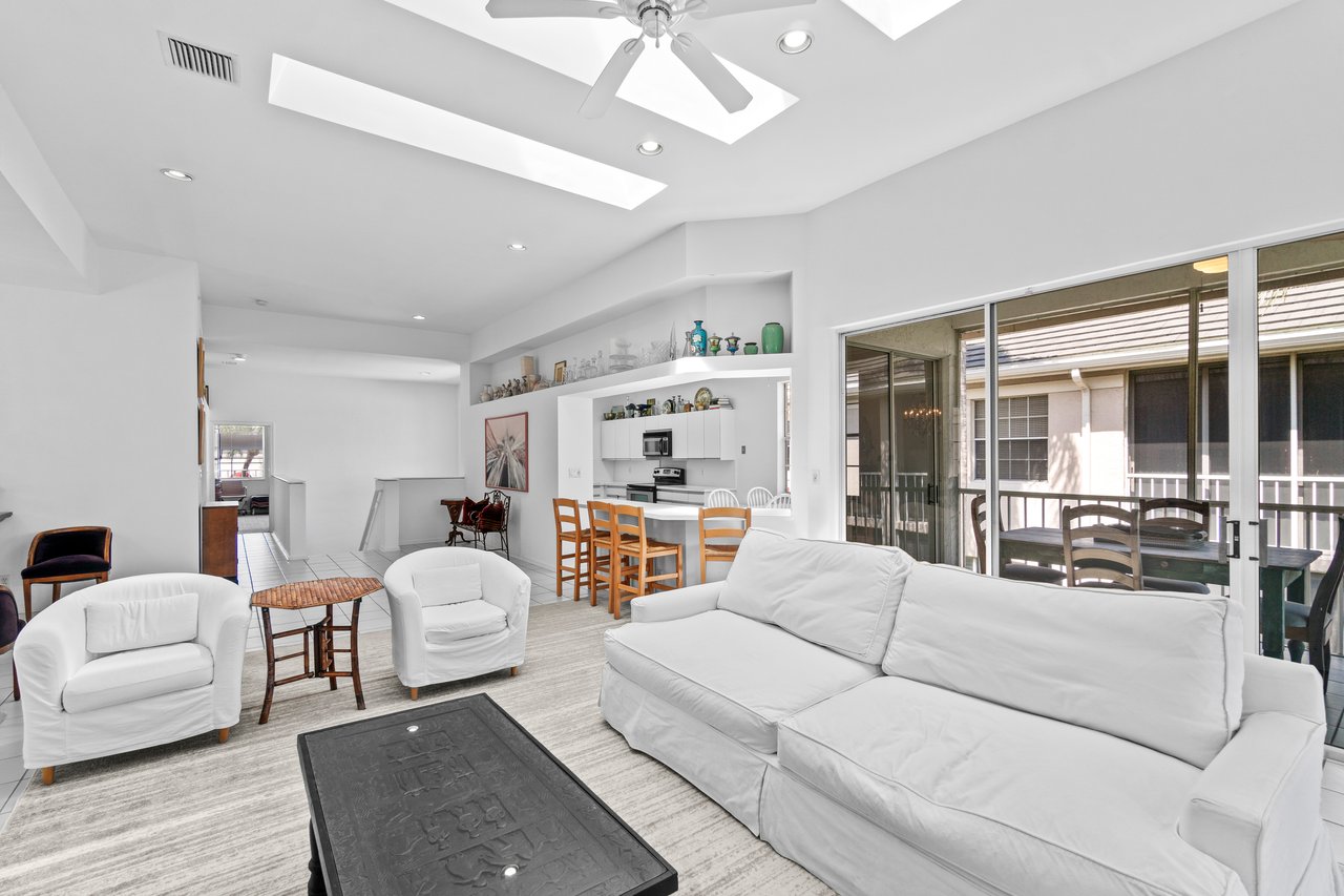 5142 Lake Catalina Drive B