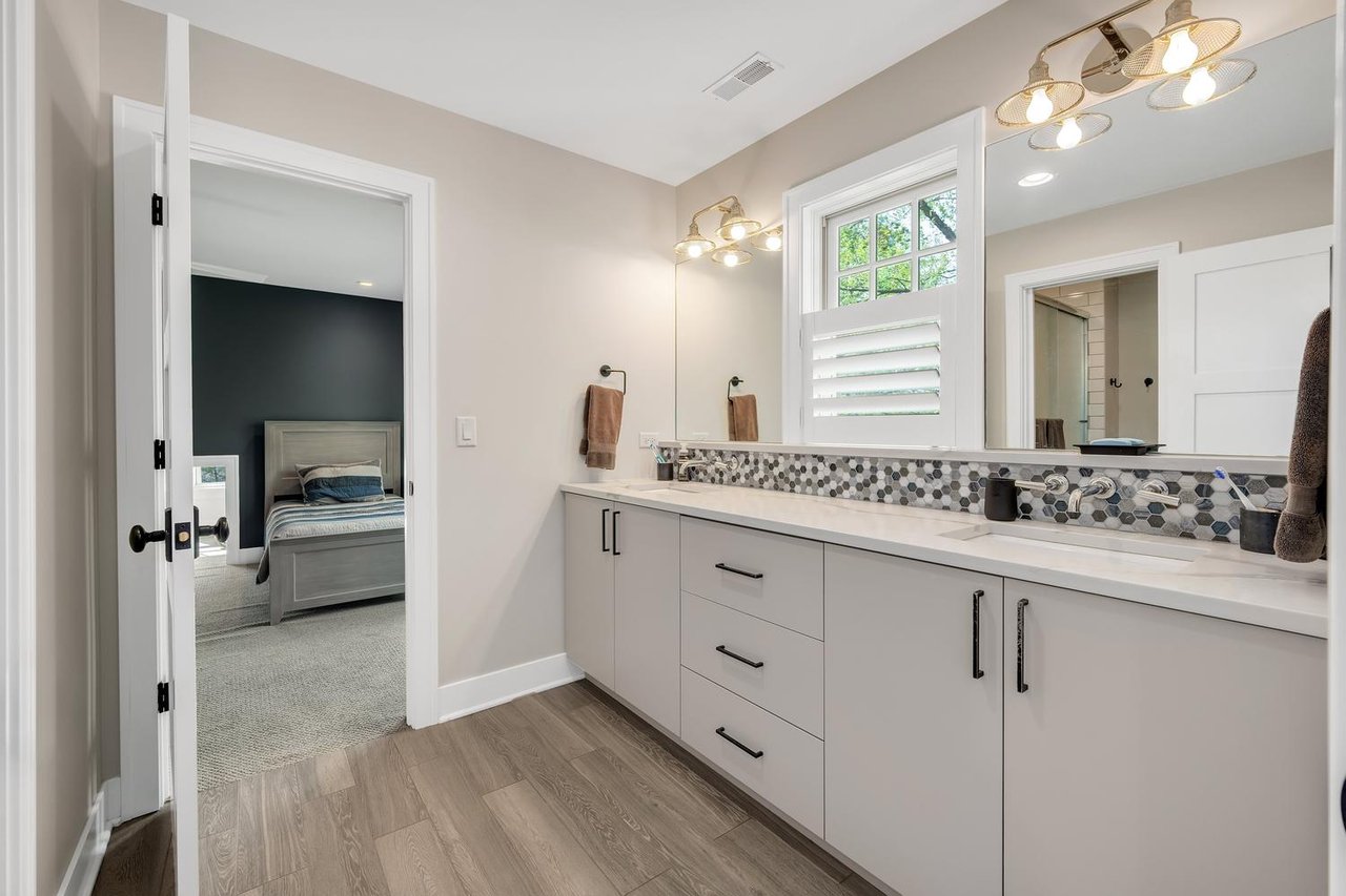 1303 N Cross St, Wheaton IL – Custom Luxury Home Built in 2019 with Resort-Style Outdoor Living