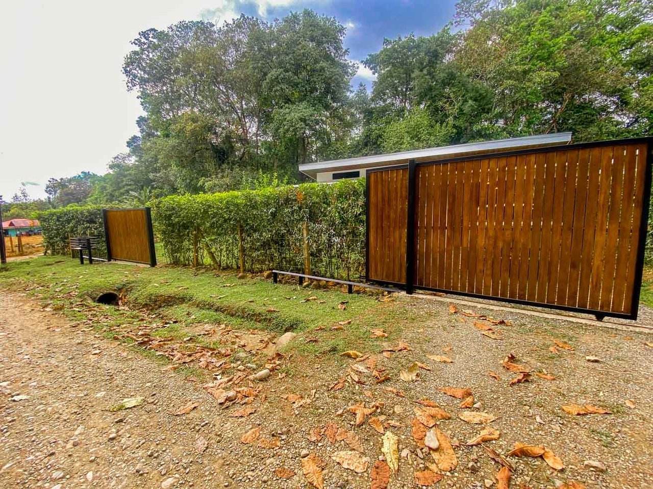 3-Bed Home on Calle Principal Ojochal with River & Jungle