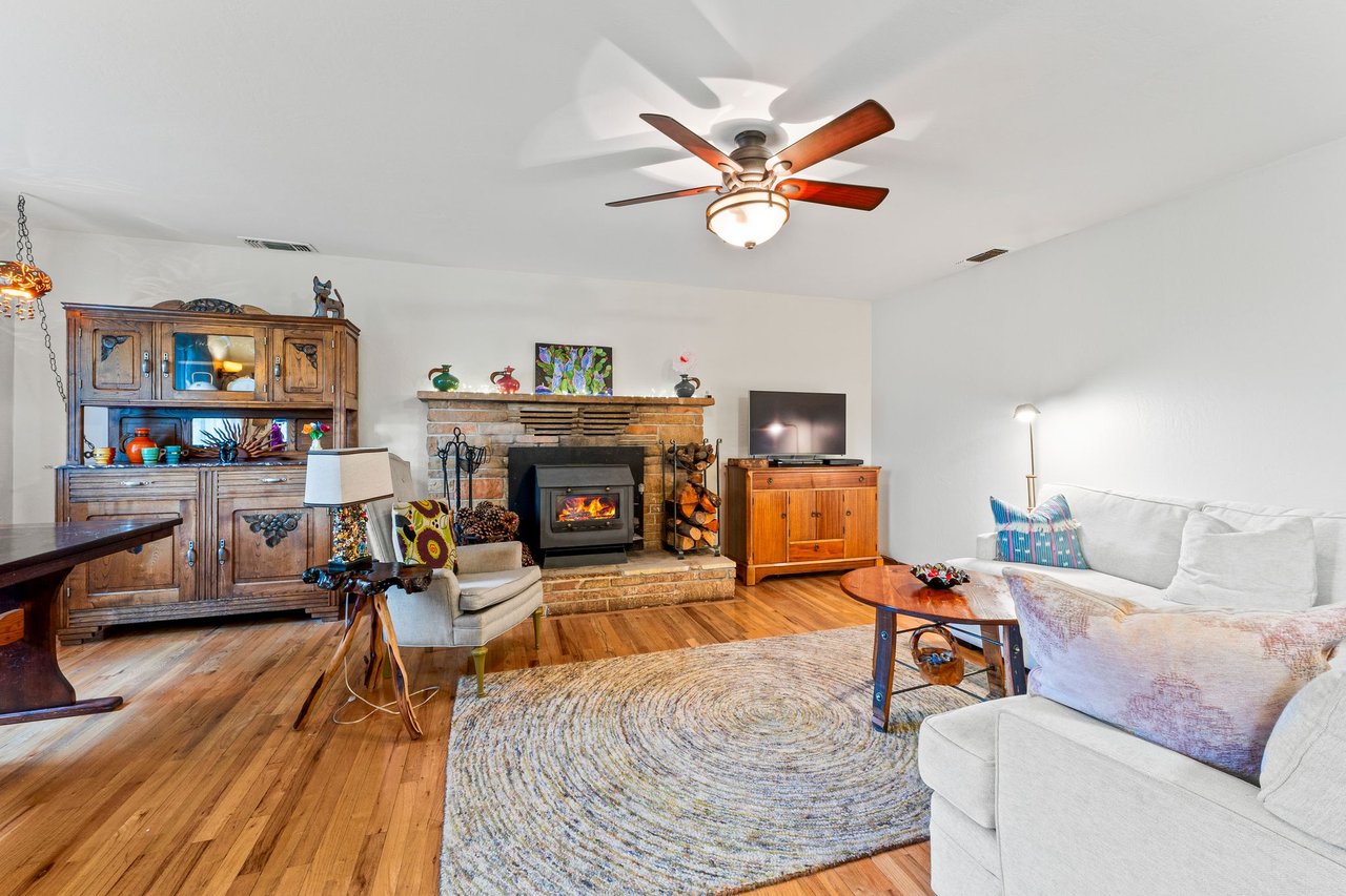2573 Bryan Way