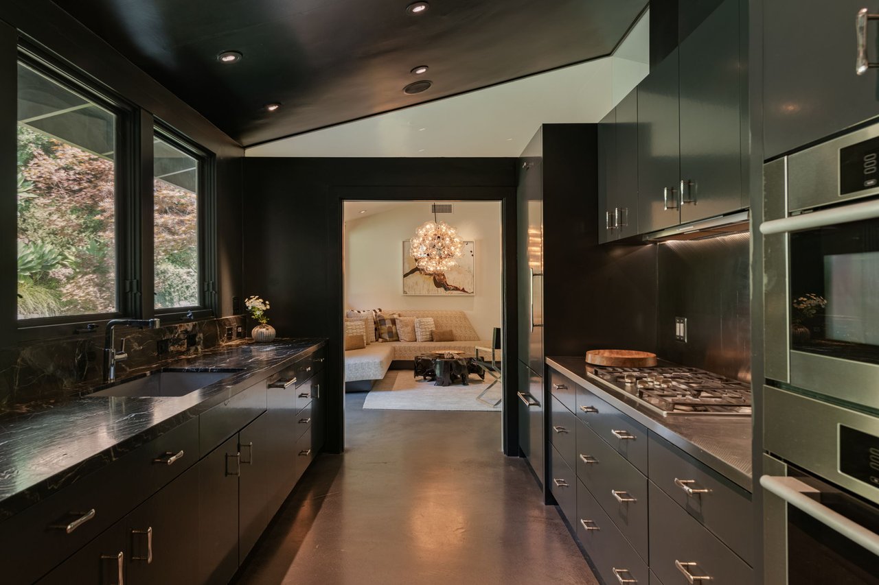 7535 Lolina Ln, Hollywood Hills