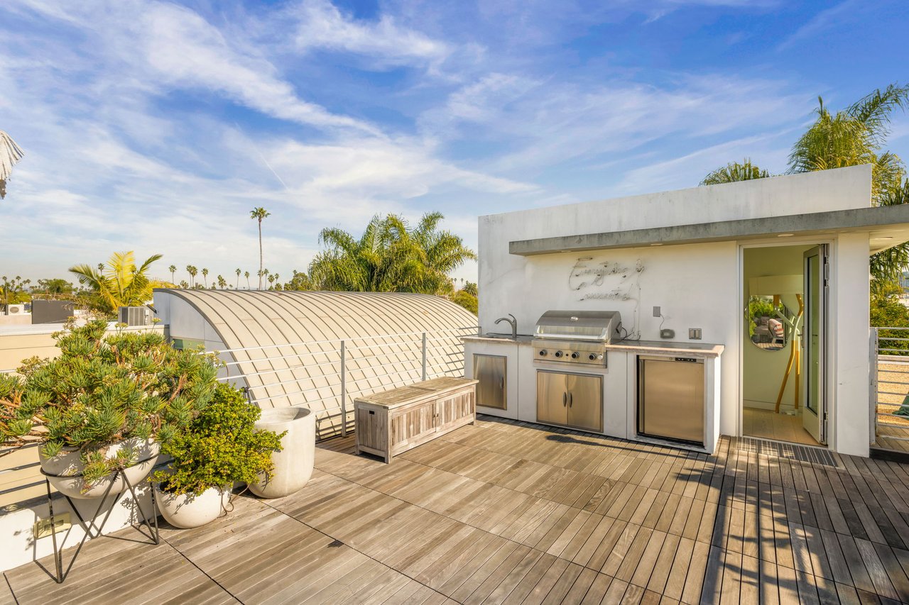 2413 Wilson Ave, Venice 