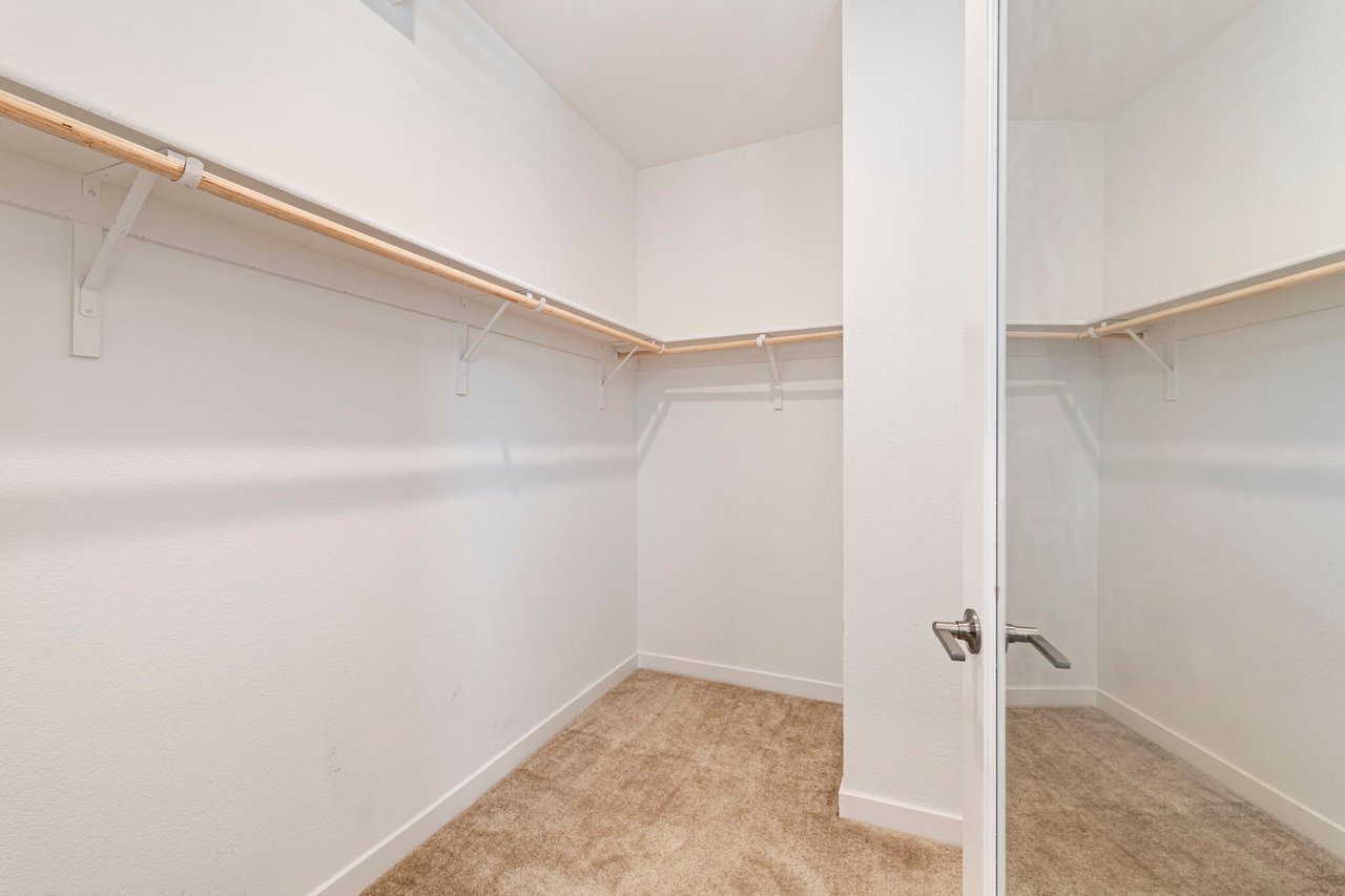 5690 Metrose Ct #302