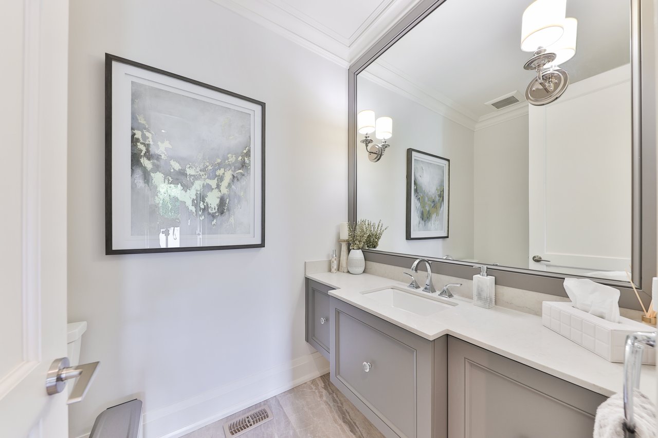408 Saville Crescent, Oakville