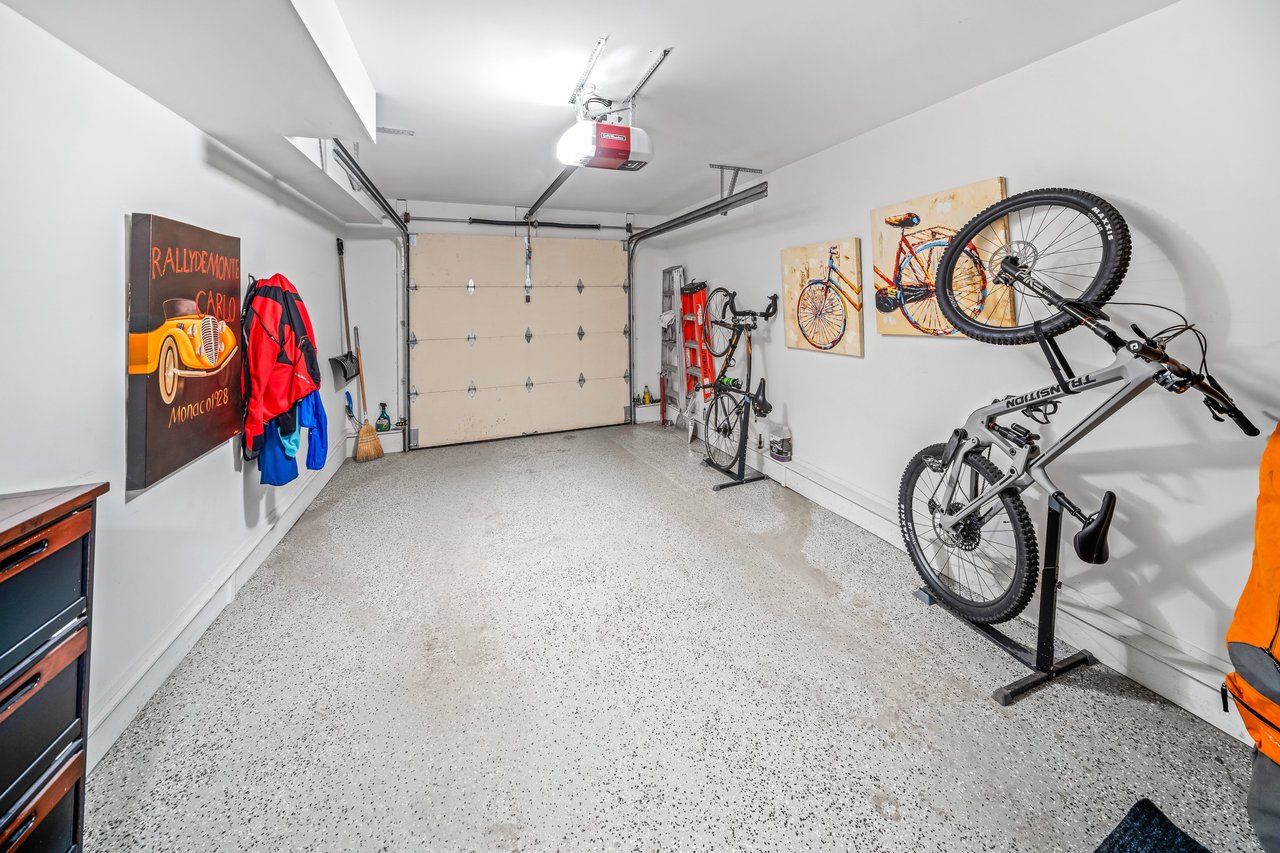 810 3rd Street Unit: 4