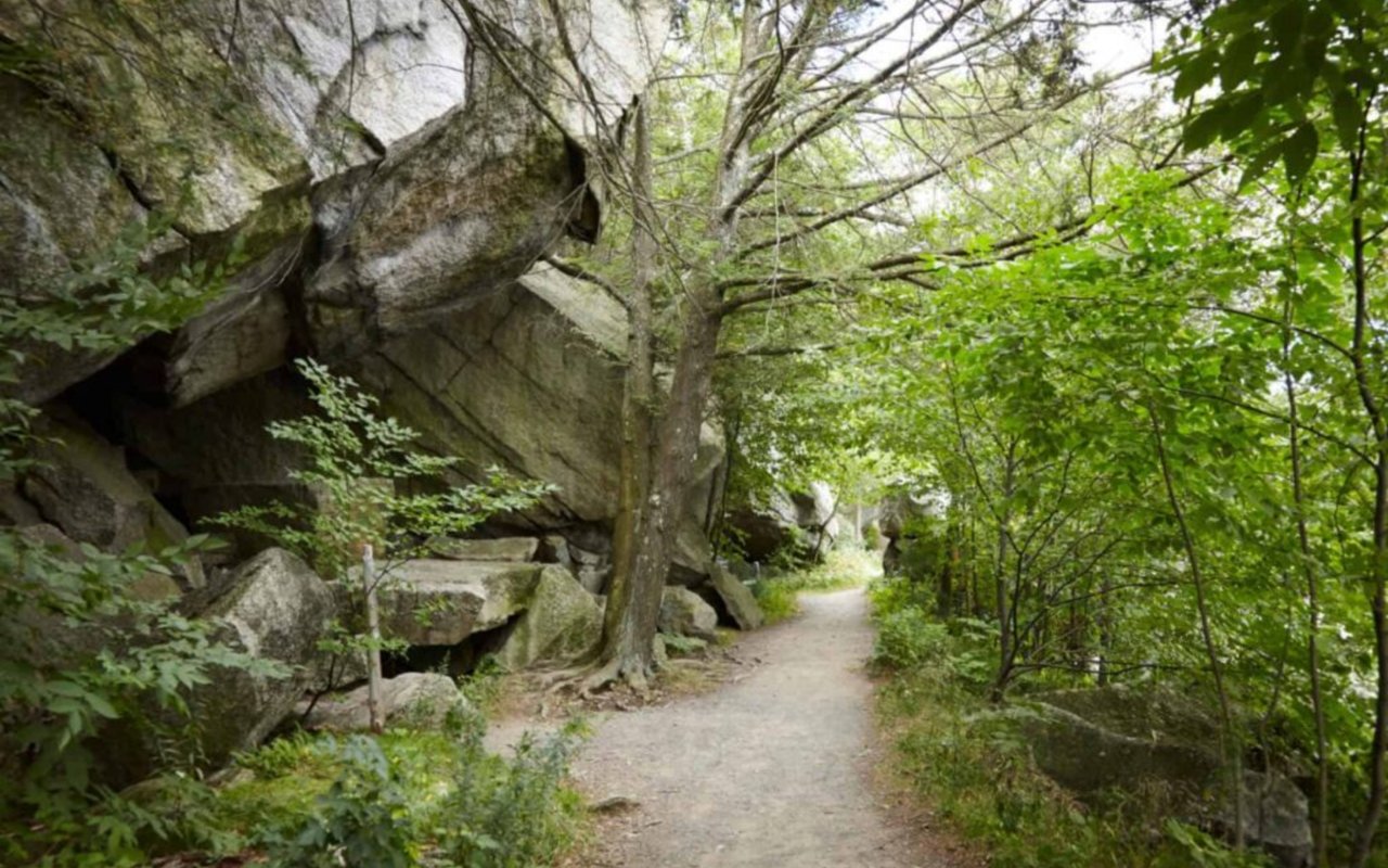 Follow the Old Dirt Road