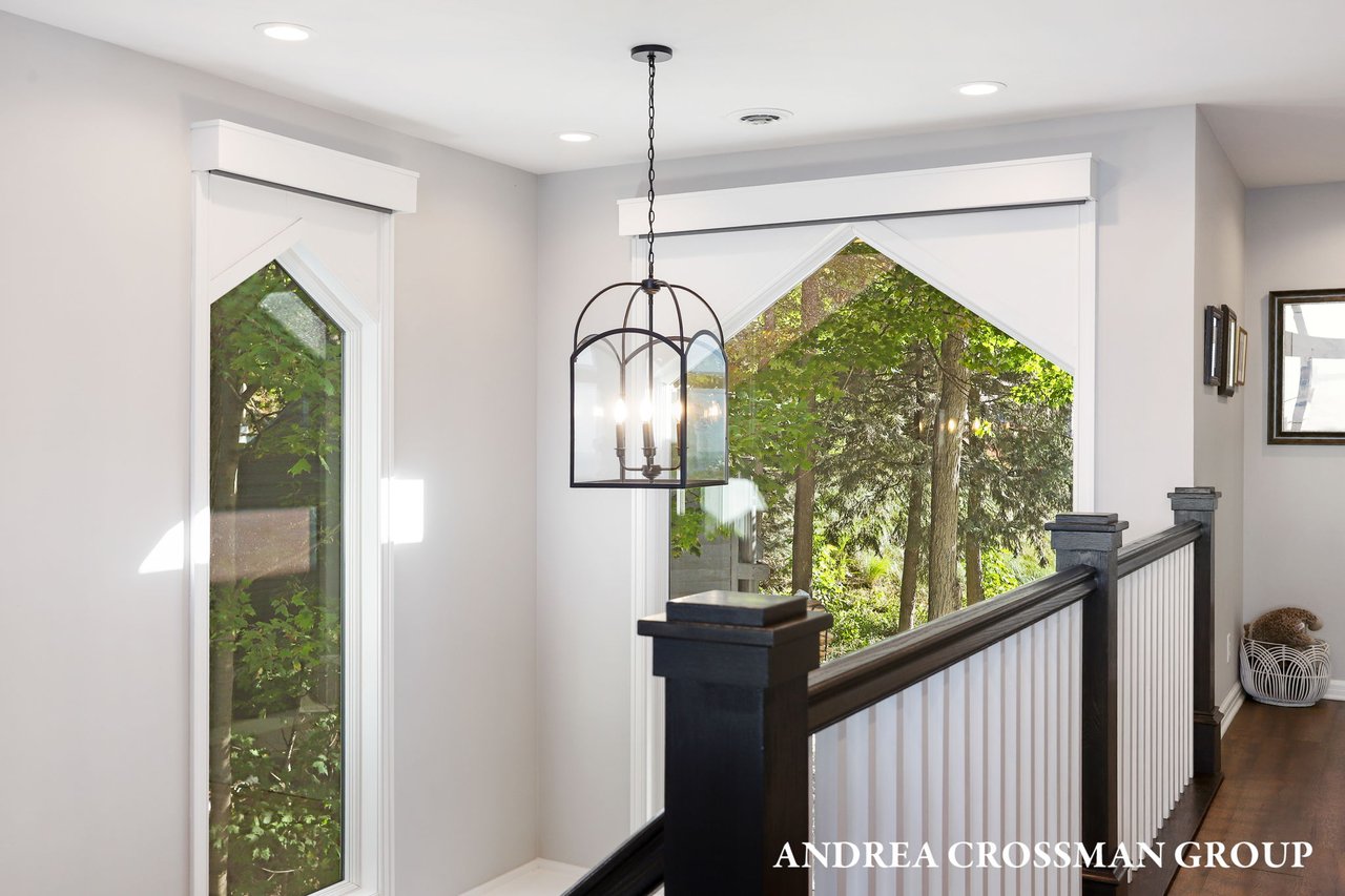 9565 Whispering Sands Dr