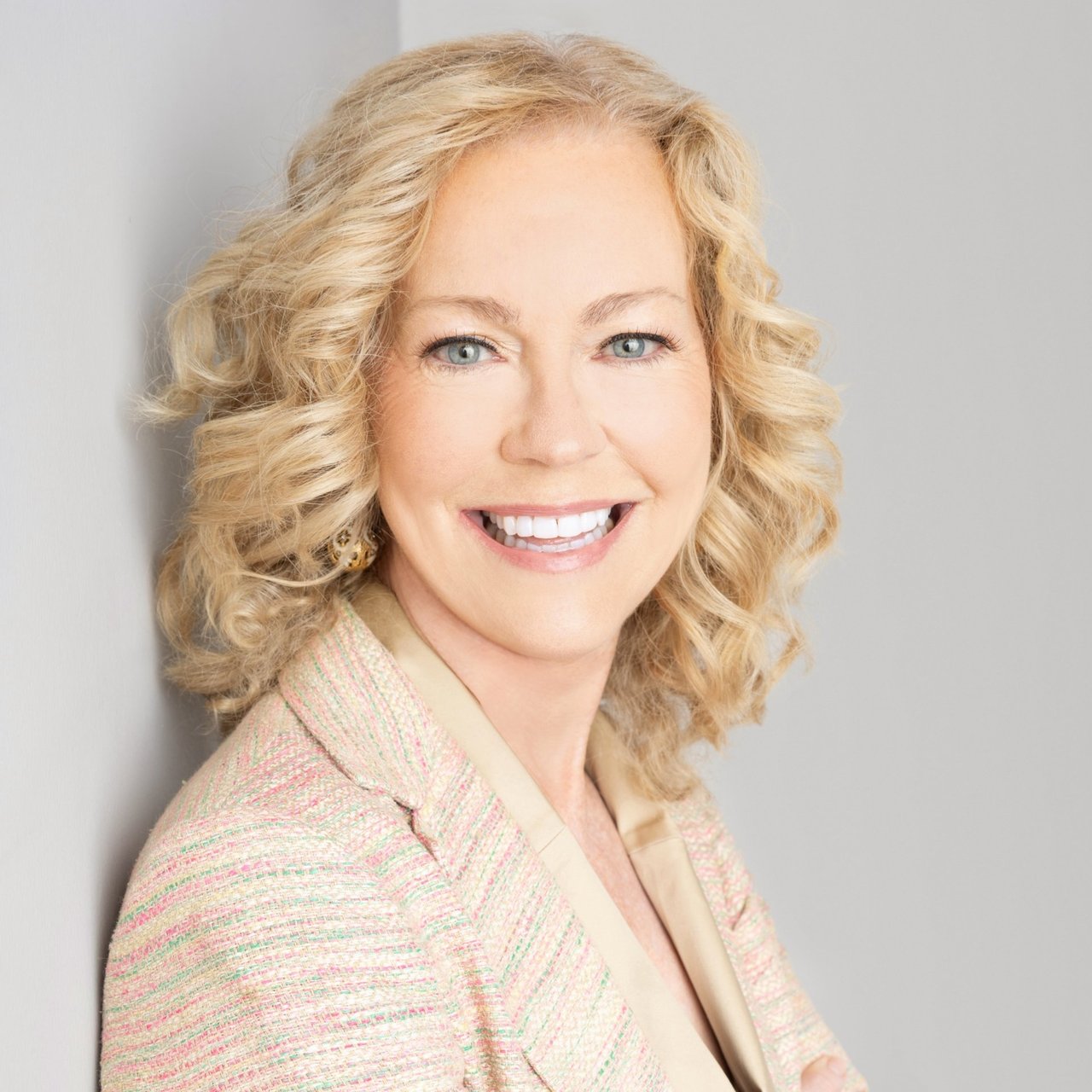 Andrea Ulmer Charleston, SC Real Estate Agent Headshot