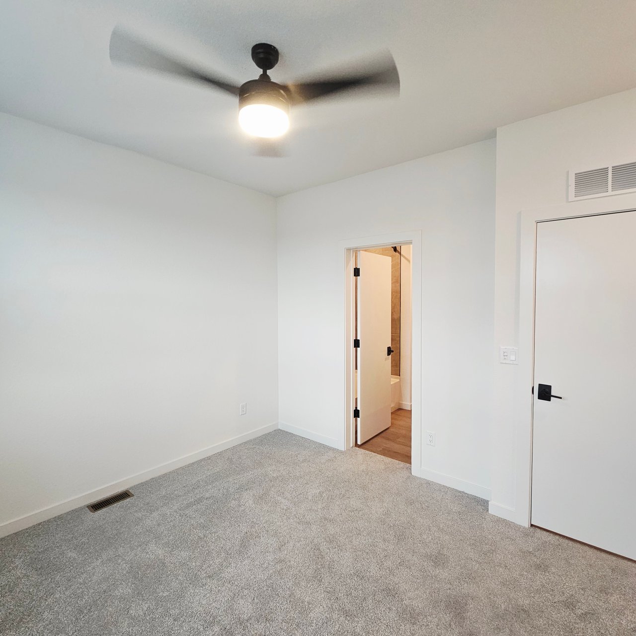 3 Bed 3 Bath Townhomes with Garage in Arvada