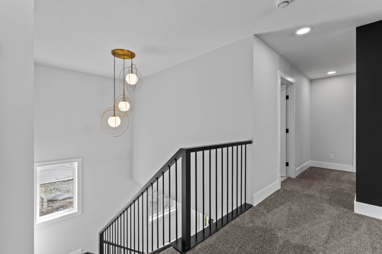 205 Creekstone Hill SW