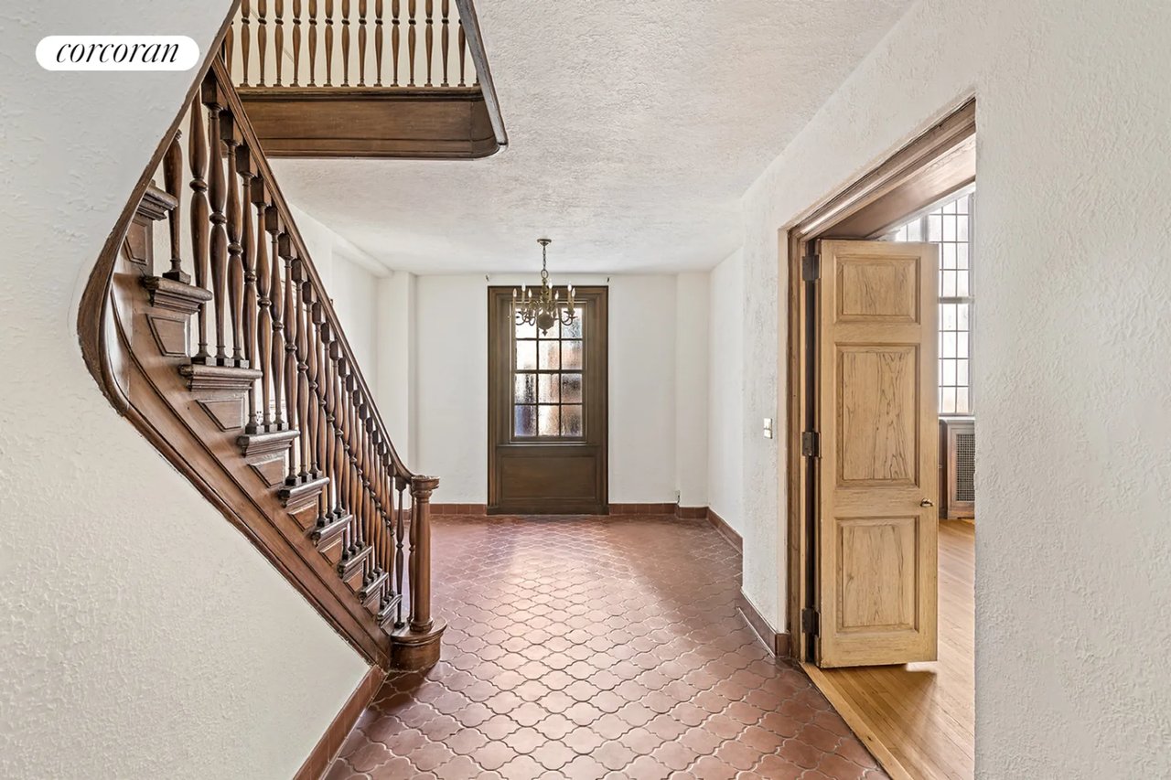 131 East 66th Street, 8/9C