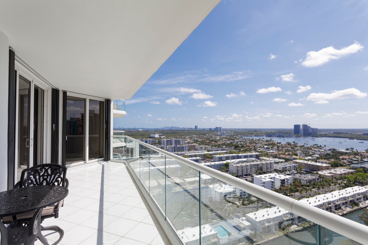 2600 Island Blvd # 2603