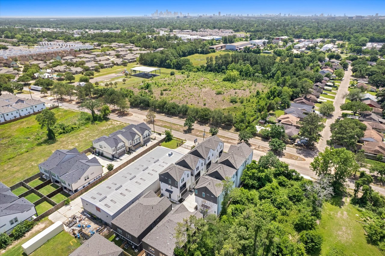 2403 PAUL QUINN STREET